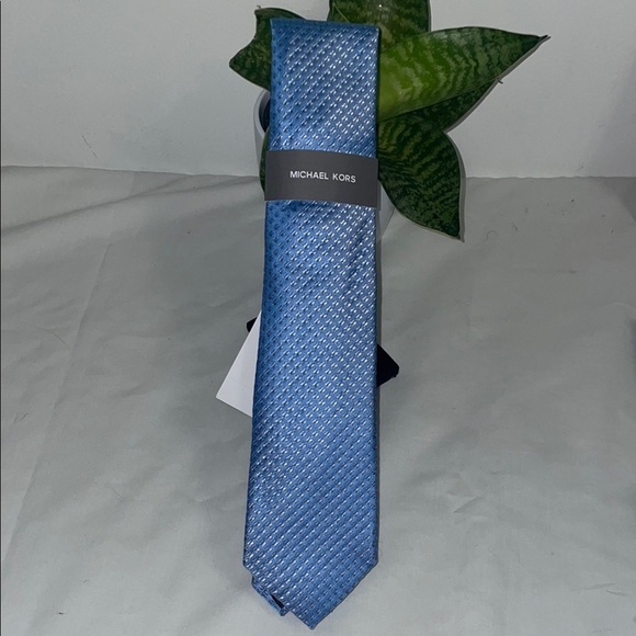 Michael Kors Blue Tie - Picture 1 of 3